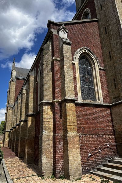 Église Saint-Éloi à Forges-les-Eaux - été 2026